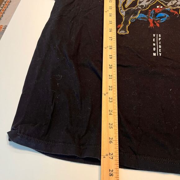 Marvel Men’s Black Spider-Man and Venom Welcome to my Neighborhood T Shirt 2XL - Picture 2 of 8